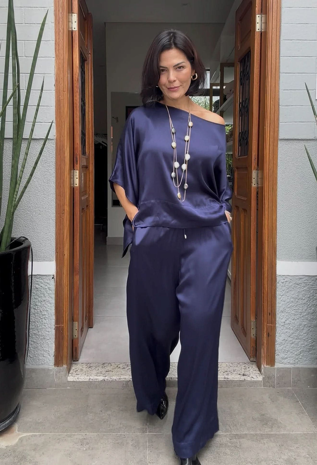Kimono-Ensemble Glanz – Marineblau modern