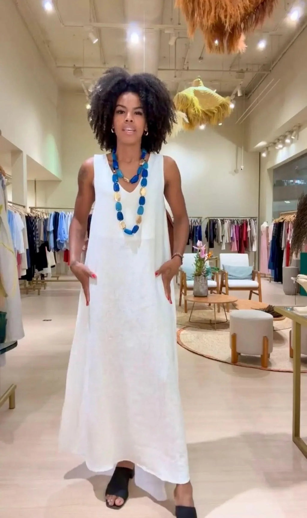 Kleid Paula Off-White – Look elegant